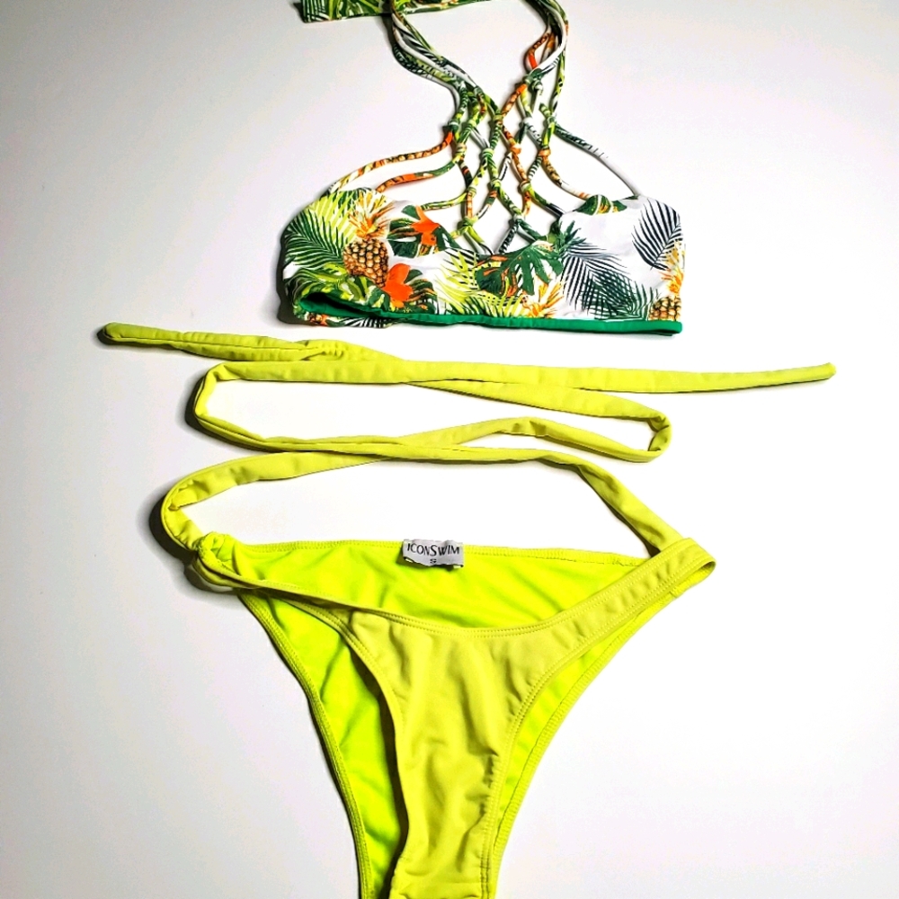 Icon sexy 2 piece reversible bikini EUC small